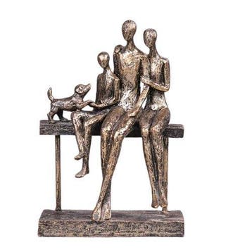 sculptuur, Family and Dog – Expressive Figurative Artwork