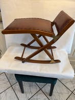 Kruk - fraai antiek houten kruk mooi bekleed - Hout -