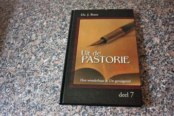 Uit de pastorie 7 - J. Roos 9789055517688, Verzenden, Zo goed als nieuw, J. Roos