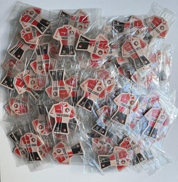 100 originele Feyenoord x Adidas promotie-/reclameobjecten –