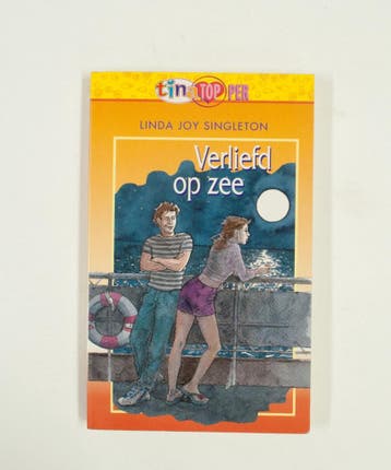 Tina Topper 22 Verliefd - Linda Joy Singleton 8710722720125, Boeken, Verzenden, Gelezen, Linda Joy Singleton