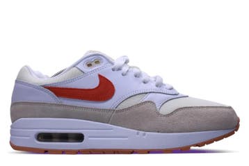 Nike Air Max 1 By You Flax Red • 43, Kleding | Heren, Schoenen, Ophalen of Verzenden, Nieuw, Nike, Sneakers of Gympen