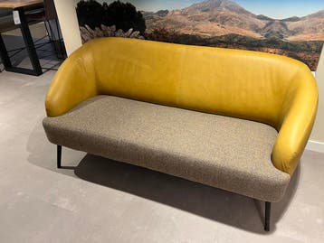 Bank Remake + fauteuil’s Kiq, Nieuw, Rechte bank, Leer