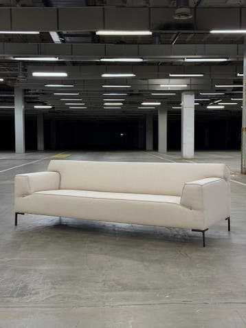 Design on Stock Bloq | Ecru | 4-zits | NIEUWSTAAT + Garantie, Huis en Inrichting, Banken | Bankstellen, 250 tot 300 cm, 75 tot 100 cm