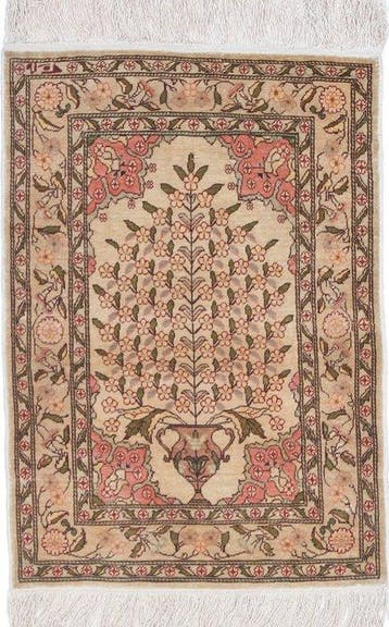 Signed Semi-Antique Silk Hereke Carpet with ~1 Mio. Knots/m², Nieuw