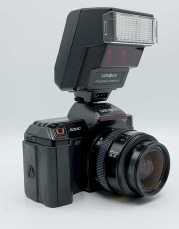 Minolta 5000 + 35-70mm + Flitser, Audio, Tv en Foto, Fotografie | Lenzen en Objectieven, Ophalen of Verzenden, Gebruikt