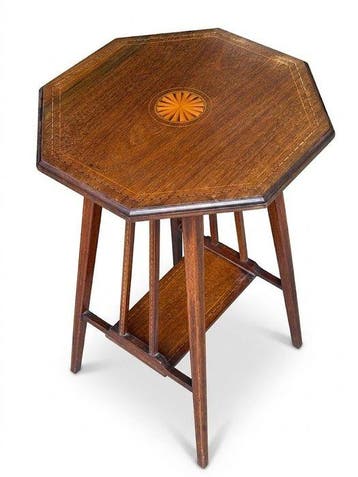 Octogonale Bijzettafel - stervormig of rozetvormig