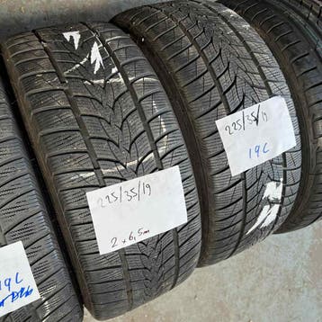 4 x Tristar 225-35-19 Winterbanden 6,5mm, 19 inch, Gebruikt, Band(en), Personenwagen