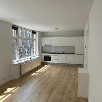 Appartement in Rotterdam gevonden voor €1850,- pm, Huizen en Kamers, Huizen te huur, Rotterdam, Direct bij eigenaar, Appartement