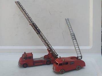 Dinky Supertoys, Dinky Toys - Model vrachtwagen (2) -, Nieuw