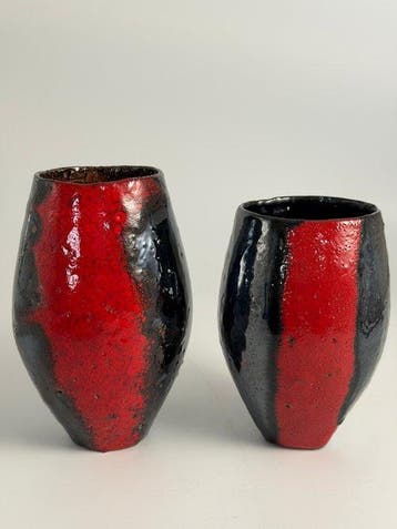 Toru Ichikawa(1973-) - Beker (2) - RODE LIJN Een andere