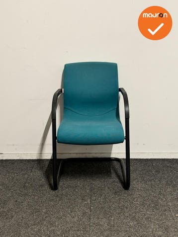 Ahrend 4150 - Vergaderstoel - Zwart frame - turqoise bekledi, Vergader- of Presentatieruimte, Ophalen of Verzenden, Gebruikt, Stoel