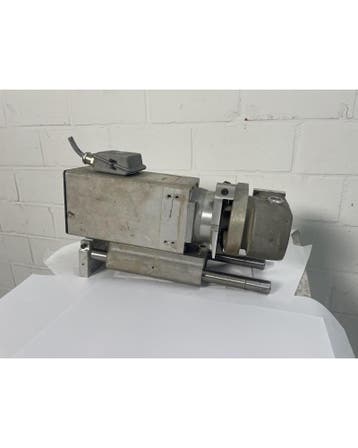 HOLZHER PE5 14/2 servomotor 3,5 kW – 400 V / 300 Hz, Ophalen