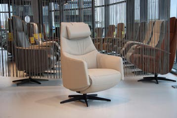 Gealux relaxfauteuil Twinz 107 Leer Creme 3 motoren + accu, Ophalen of Verzenden, Nieuw, Leer, Design, modern