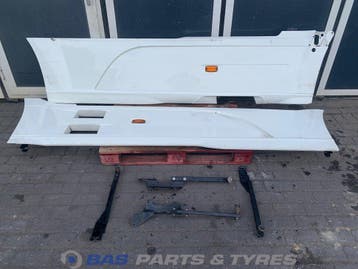Sideskirt Set DAF XF106 1903109, Auto-onderdelen, Ophalen, Gebruikt, DAF, Carrosserie en Plaatwerk