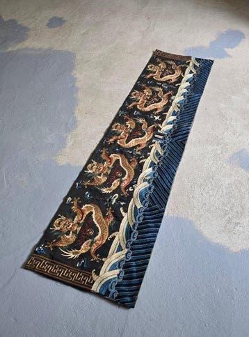 Chinese silk dragon rank banner - Zijde, Bladgoud - China -