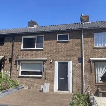 Huis in Hoofddorp gevonden voor €2445,- pm, 50 m² of meer, Overige regio's