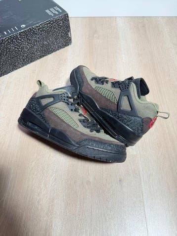 Air Jordan - Sneakers - Maat: EU 42.5 - Nieuw met tags, Nieuw