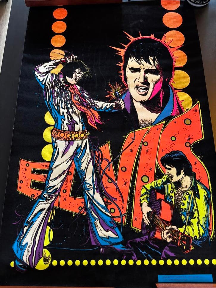Elvis Presley vintage Blacklight poster uit 1975, Verzamelen, Muziek, Artiesten en Beroemdheden, Poster, Artwork of Schilderij