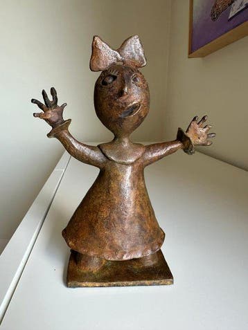 Ripollés (1932) - sculptuur, Chica saludando - 19 cm -