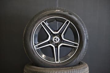 Velgen Mercedes-Benz GLC-Klasse AMG Pirelli Zomerbanden, Auto-onderdelen, Banden en Velgen, Gebruikt, 255 mm, Banden en Velgen