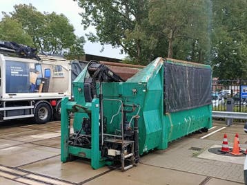 Haakarm Container, KTK, met Hiab XS 088 HiDuo laadkraan,