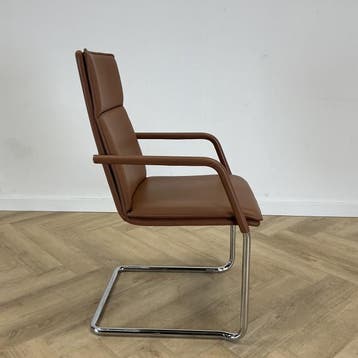 Brunner Fina Soft vergader design stoel, bruin leder -, Ophalen of Verzenden, Gebruikt, Leer, Eén