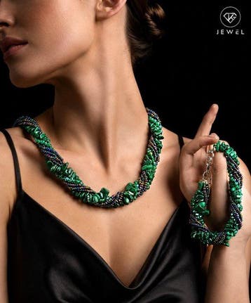 Exclusieve malachietketting-set met kristallen kralen -, Antiek en Kunst
