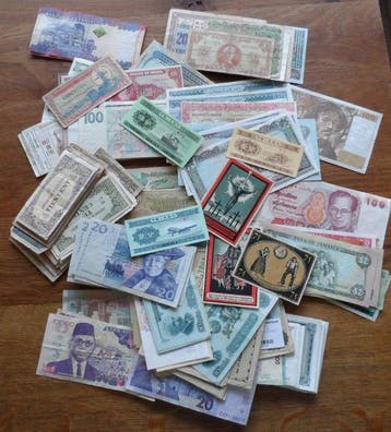 Wereld. - 269 banknotes - 1919/2000 (Zonder minimumprijs)