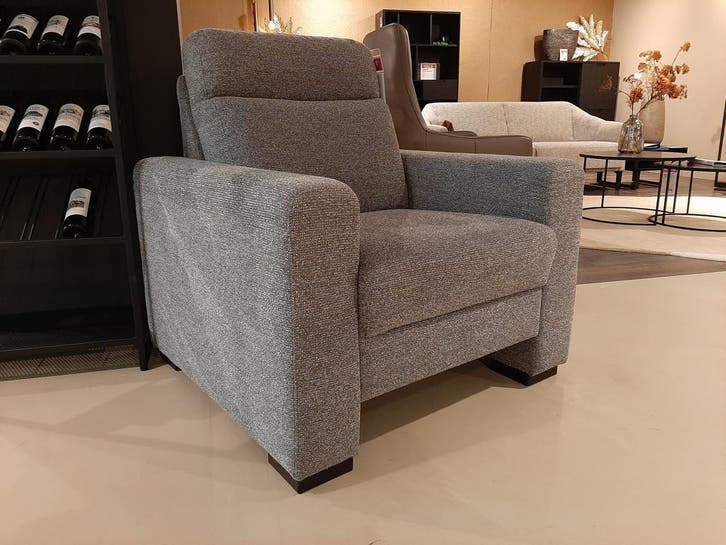 Marseille fauteuil **SHOWROOMMODEL**, Huis en Inrichting, Fauteuils, Nieuw, Stof