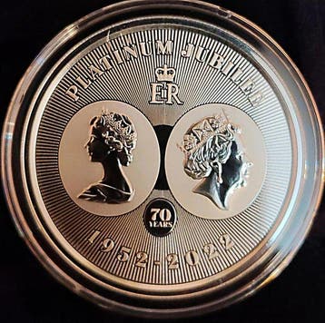 Kaaimaneilanden (Brits overzees gebied). Elizabeth II. 1