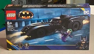 Lego Set - 76224 - DC Super Heroes - Batmobile: Batman vs., Nieuw