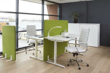 Projectinrichting, kantoorinrichting, meubilair, vloeren, Zakelijke goederen, Vergader- of Presentatieruimte, Verzenden, Nieuw in verpakking