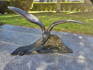 Susse Frères - Maximilien Fiot - sculptuur, LAlbatros sur