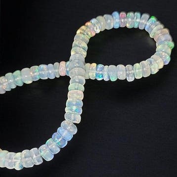 Welo-opaal multikleurig van Ethiopische oorsprong., Verzamelen, Mineralen en Fossielen