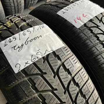 2 x Tyfoon 225-65-17 Winterbanden 6,5mm, Gebruikt, 17 inch, Band(en), Personenwagen