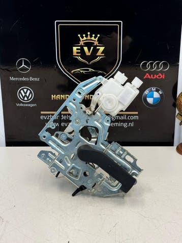 Renault Master slotvanger achterklep bj.2014 art.8200766631L, Gebruikt, Achter, Renault, Achterklep