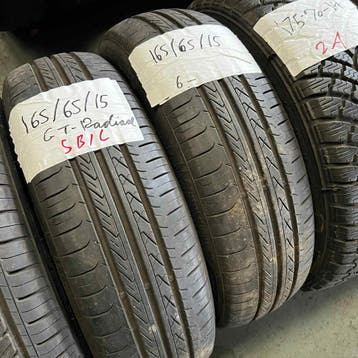 2 x GT Radial 165-65-15 Zomerbanden 6mm, Gebruikt, 15 inch, Ophalen of Verzenden, Band(en)