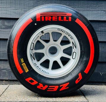 Wiel compleet met band - Formule 1 Pirelli - O.Z. *** NO, Nieuw