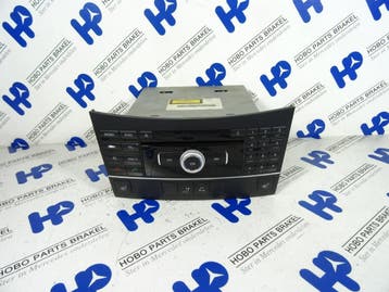 Radio/CD-speler A 212 900 8308* (!), Ophalen of Verzenden, Gebruikt, Mercedes-Benz