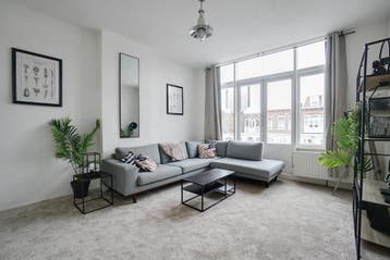 Appartement te huur/Expat Rentals aan Anton de Haenstraa..., Huizen en Kamers, Expat Rentals