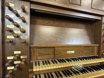 Viscount Canticus I, Gebruikt, 2 klavieren, Orgel