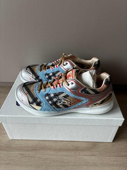 Burberry - matrix low - Sneakers - Maat: EU 45 - Nieuw met, Kleding | Heren, Schoenen