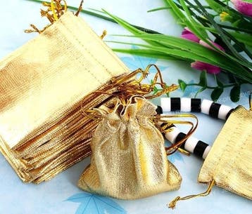 c.a. 100 x Kado zakjes 7x9 cm – goud (Organza zakjes), Ophalen of Verzenden, Nieuw