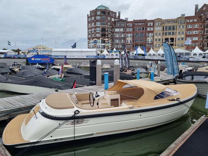 NIEUW MODEL  --- PRIMEUR 850 CABIN MET SUZUKI 150 PK ---, Watersport en Boten, Sloepen, Snelvarend, Buitenboordmotor, 70 pk of meer