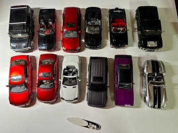 Jadi 1:24 - Modelauto (12) - Sammlung verschiedener, Nieuw