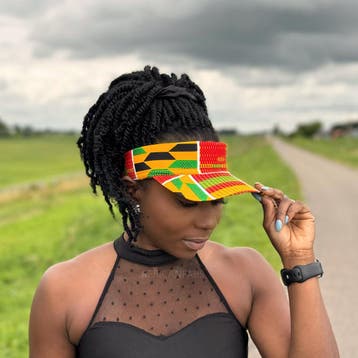Zonneklep / Pet met Afrikaanse print - Groen / geel Kente, Kleding | Heren, Hoeden en Petten, Ophalen of Verzenden, Nieuw