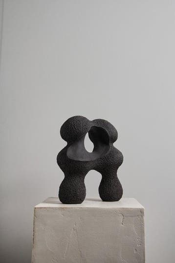 LEA STUDIOS - Valentina Cojocaru - sculptuur, Ebony - 30 cm