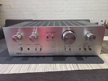 Akai - AM-2250 Solid state geïntegreerde versterker, Nieuw