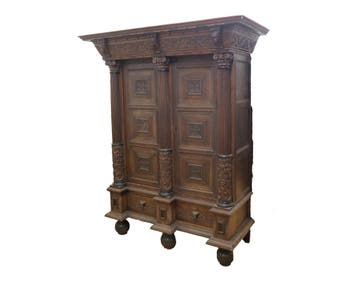 Een eikenhouten kabinet, Holland, 2e kwart 17e eeuw